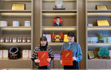 欢迎广东省惠州市刘女士前来918博天堂总部考察，并成功签约